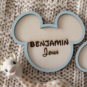 Groot gepersonaliseerd naambord | Op Disney geïnspireerd muurdecoraccent | Aangepaste kinderkamerdecoratie | Nieuw kraamcadeau | Lasergegraveerd hout