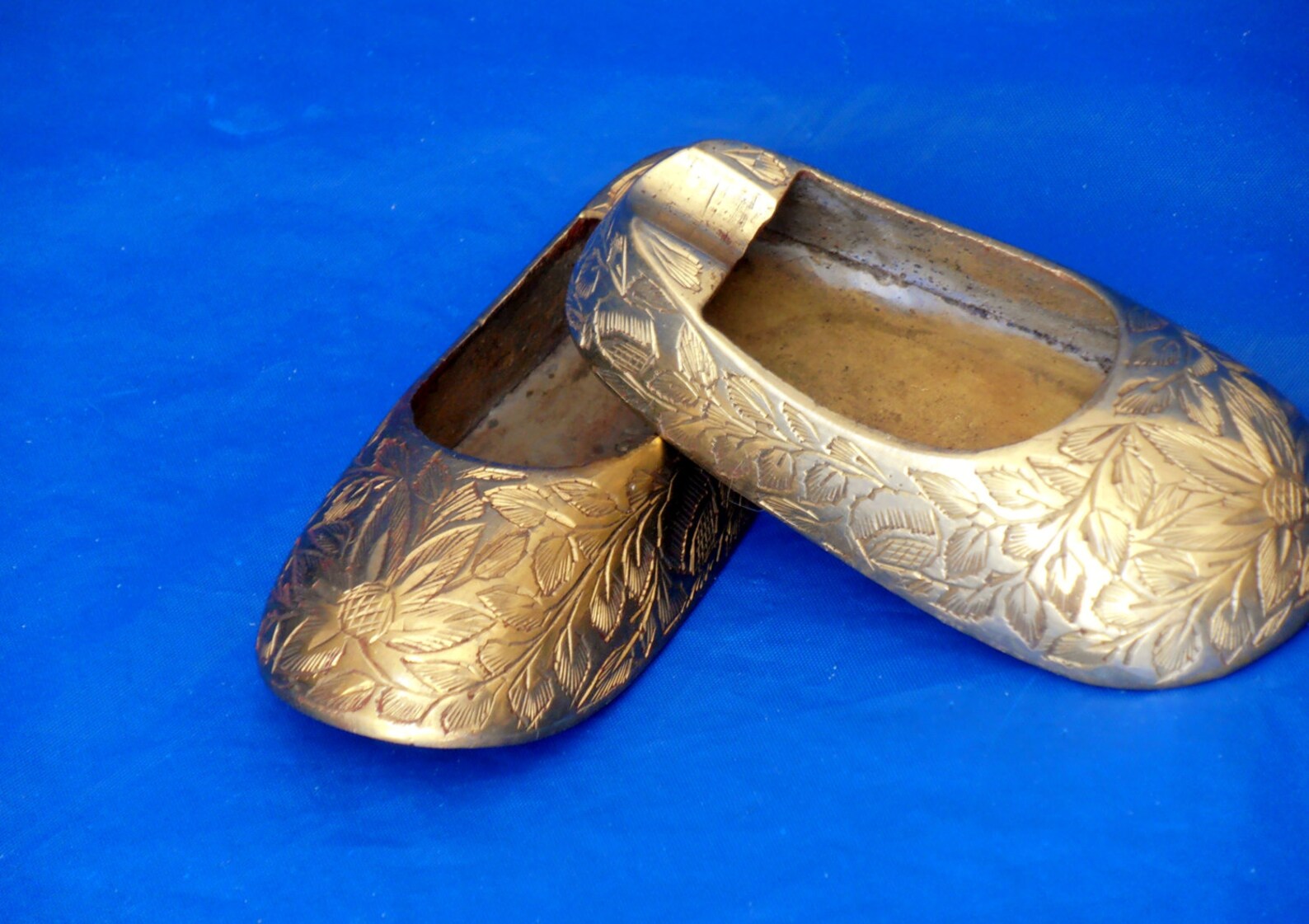 Vintage Set of 4 Brass Shoe Ashtrays - Etsy