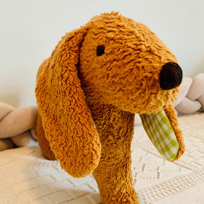 Organic dachshund from Munich, music box, cuddly toy for birth, baptism Vichy-Karo hellgrün