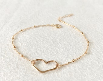 Gold Heart Bracelet, Beaded Chain Bracelet, Gold Open Heart, Love Bracelet, Valentine's Day Jewelry, Stacking Bracelet, Beaded Bracelet