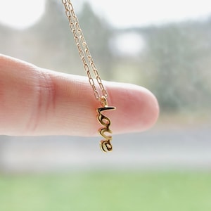 Collar de amor, te amo mamá, joyería personalizada, collar de carta de amor, collar de amor dorado, regalo para ella, regalo de San Valentín, colgante de amor