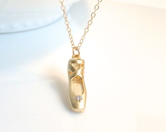 Ballet Toe Shoe Necklace, Gold Toe Shoe Necklace, Ballerina Necklace, Ballet Slipper Necklace, Dancer, Dance recital, Little girl jewelry