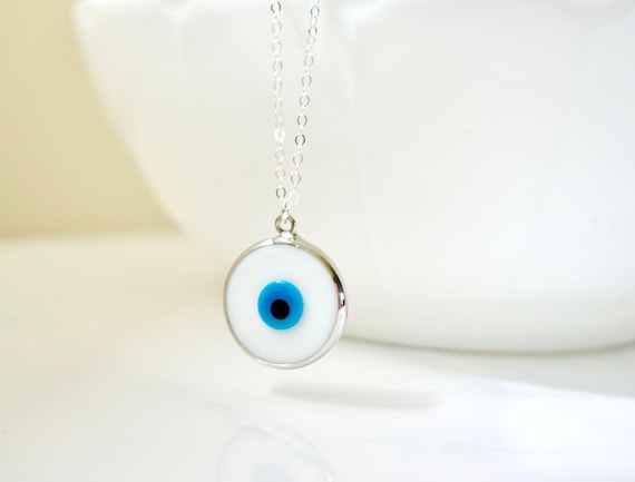 Glass evil eye necklace best sale
