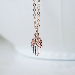 Gold Hamsa Kette, detaillierte Gold Hamsa Kette, Fatima Kette, Boho, Hand, Schutz, Layering Kette, Evil Eye, Geschenk für Sie