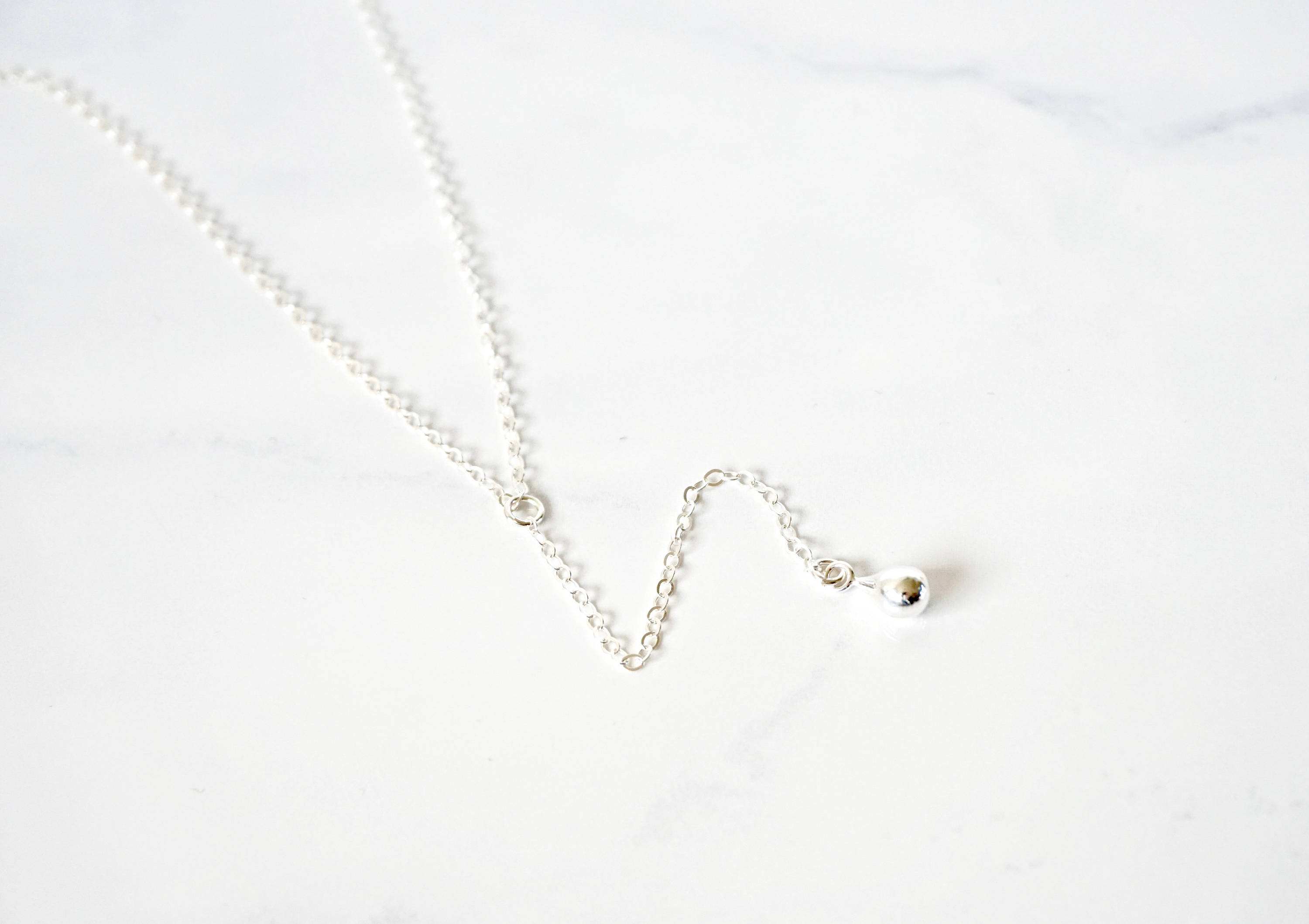 TseenYi Stratificato Lariat Collana D'oro Perline Satellite Catena Goccia Lunga Gioielli Per Donne
