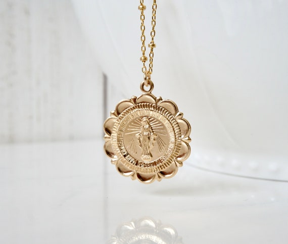 Virgin Mary Medallion Scalloped Edge Necklace With Beaded 