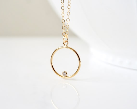 Runa  dainty silver chain with circle pendant – Rebecca Wolf Design