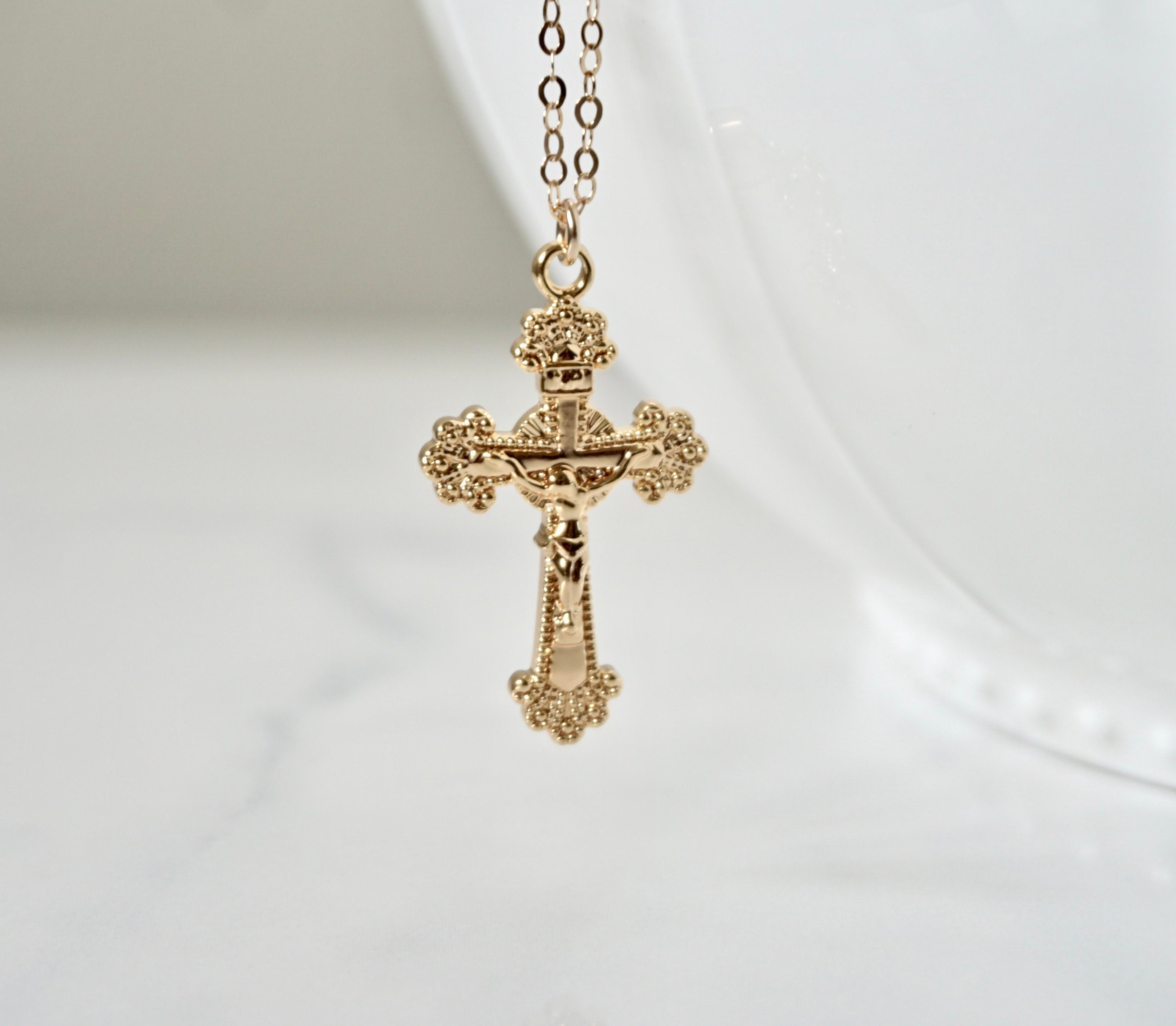 Free Photos - An Elegant, Large Cross Necklace With Intricate Detailing,  Giving It A Regal And Majestic Appearance. The Cross Is The Focal Point Of  The Image, Prominently Displayed In The Center. |
