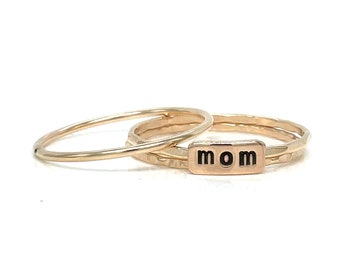 Mom Text Ring Set - Customizable Family Jewelry, Personalized Word Ring, Elegant Gift for Mothers