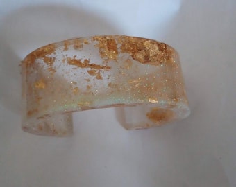 Frosted Gold resin bracelet