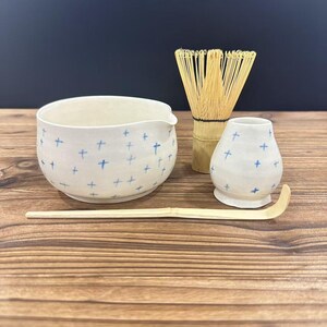 Hand Painted Cute Blue Ceramic Matcha Bowl Set,Large Capacity Matcha Bowl Set,Birthday Gift,Personalized Matcha Bowl,Matcha Bowl Set,500ML