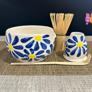 Pre order Blue Flowers Handmade Ceramic Matcha Bowl Set,Large Capacity Matcha Bowl Set,Birthday Gift,Personalized Matcha Bowl Set,500ML