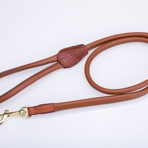 Pear Tannery Super Soft Rolled Leather Dog Lead image 9