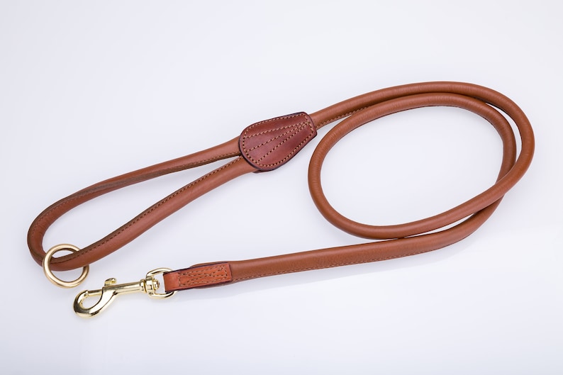 Pear Tannery Super Soft Rolled Leather Dog Lead image 9