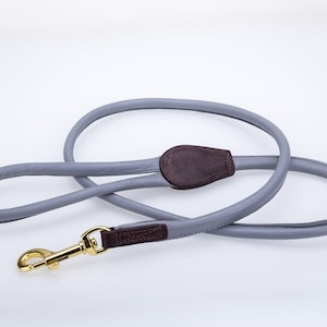 Pear Tannery Super Soft Rolled Leather Dog Lead image 2