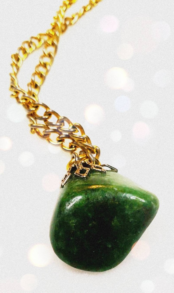 ADVENTURINE NECKLACE-vintage gorgeous green