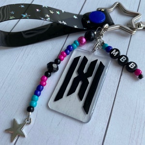MONSTAX Kpop Keychain Accessory- Monbebe