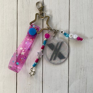XDINARY HEROES Keychain - Villains KPOP Accessory