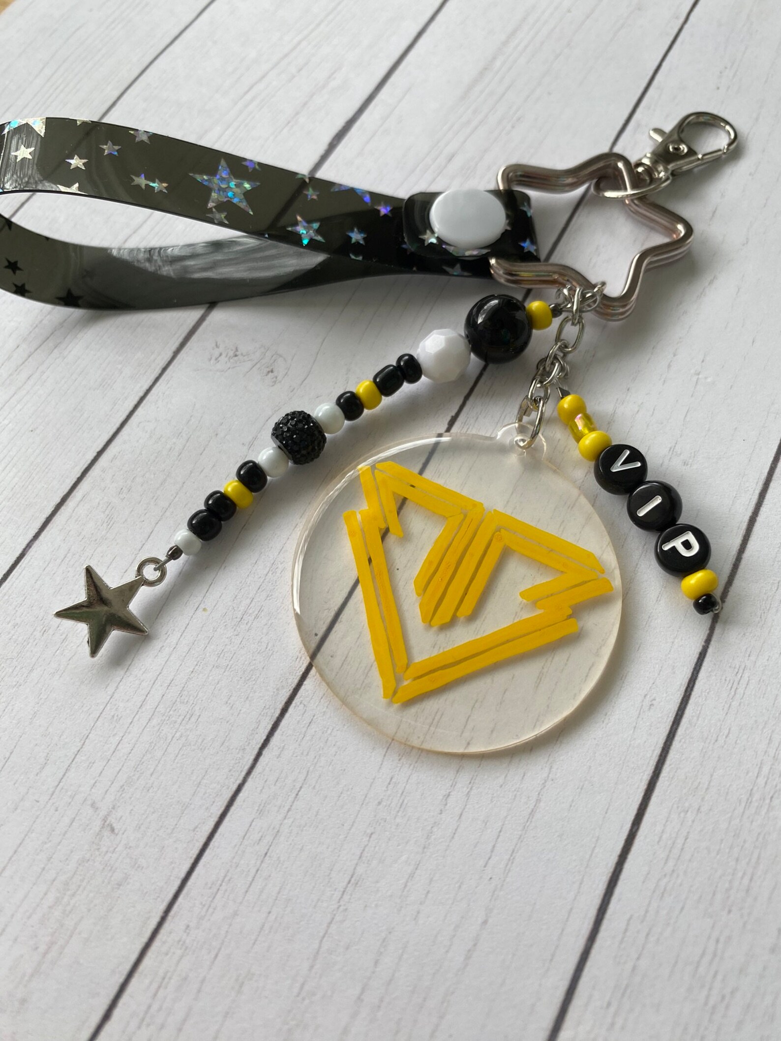 BIGBANG KPOP Keychain - VIP Accessory - Etsy