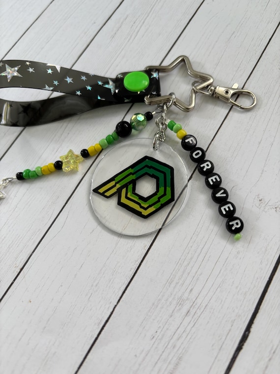 CARABINER KEYCHAIN PSYCHIC FEVER キーチェーン Psychic Fever JPOP Keychain - Forever Accessory - Etsy