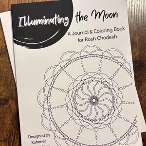 Illuminating the Moon: A Rosh Chodesh Journal & Coloring Book