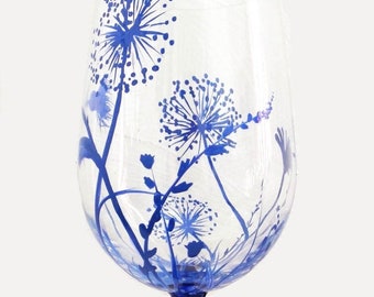 Wine Glass Hand Painted Flower Wildflowers Dandelion Floral Stylish Kitchen Bar Decor Country Chic Daisy Beautiful Gift for Mom Housewarming