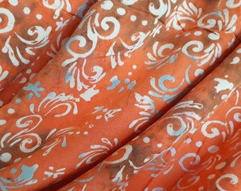 Sarong 2.15m x 1.15m, extralanges Tuch Pareo Lunghi Schal Wickelrock orange mit weißen Ornamenten