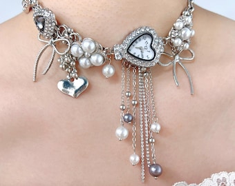 Silver Heart Watch Choker, Y2K Charm Necklace, Statement Watch Necklace, Dainty Necklace with Heart Watch Face, Vintage Chunky Necklace