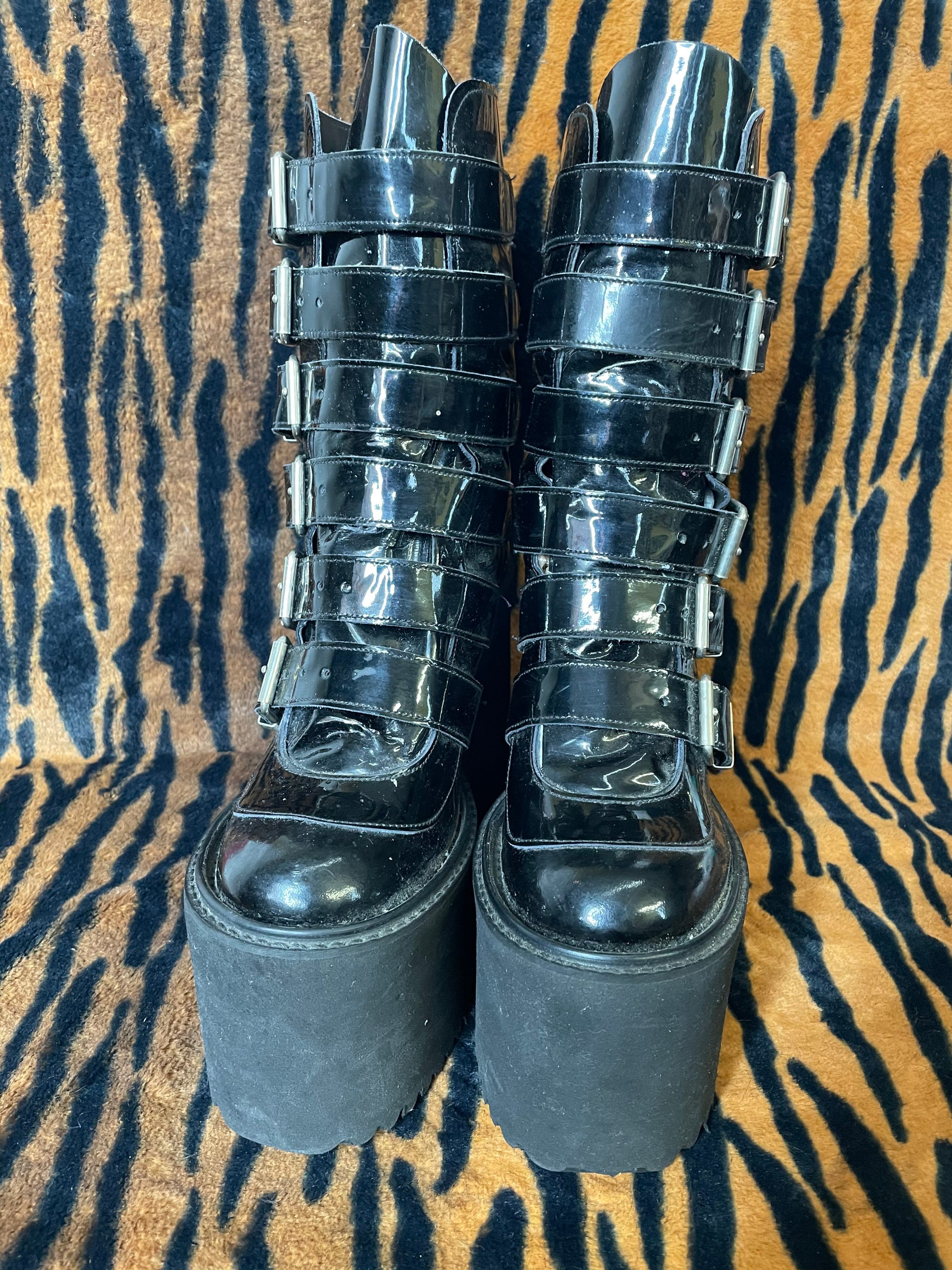Womens 8 Rare Vintage Deads Rock Pennangalin Made in Uk