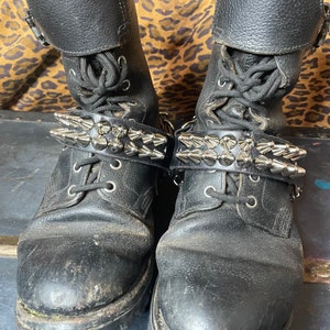 Bootstraps pair 2 row tall uk 77 studs spikes domes pyramids handmade genuine leather chain punk boot strap harness biker goth hardcore 80’s