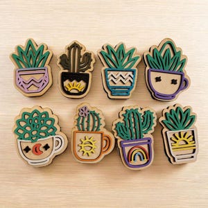 Gelaagde vetplant en cactusmagneet SVG – leuke bohoplant lasergesneden bestand voor Glowforge + Cricut | DIY houten magneet SVG