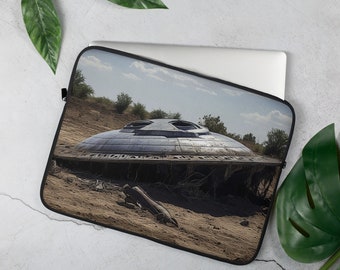 UFO Crash Landing Laptop Sleeve