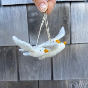 Needlefelted Seagull Ornament image 3