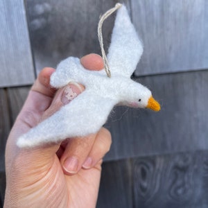 Needlefelted Seagull Ornament image 1
