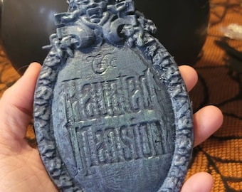 Hanging Haunted Mansion plaque ornament