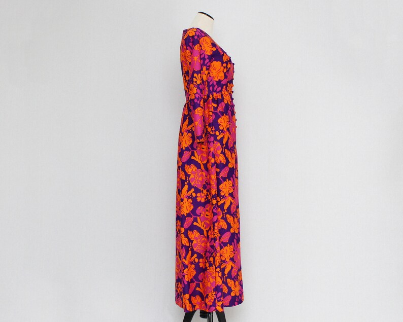 Size Medium Vintage 1970s Hostess Dress Hawaiian Floral Maxi Dress