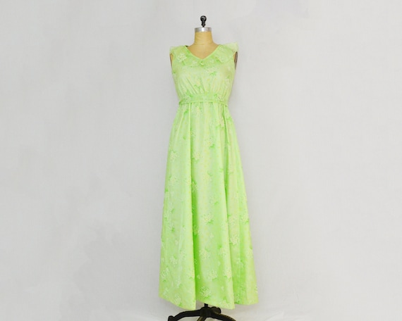 Green Floral Print Maxi Dress - Size Small Vintage