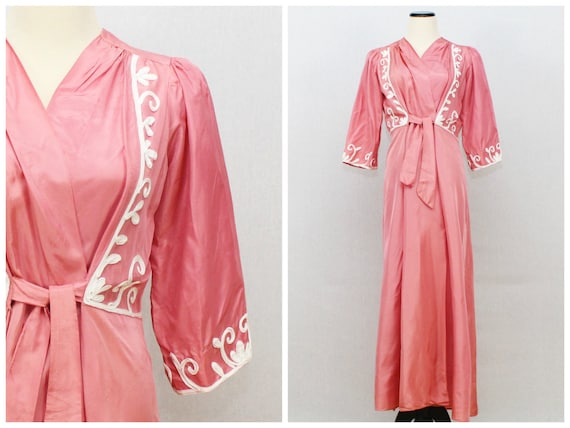 1940s Pink Dressing Gown - Vintage 1940s Coral Emb