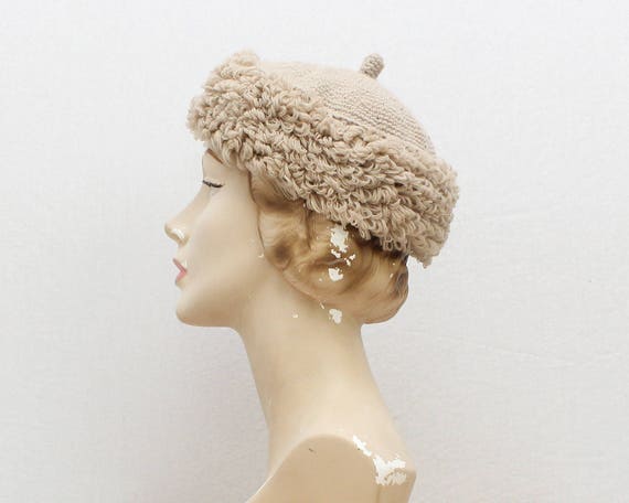 Beige Knit Wool Hat - Vintage 1960s Italian Yarn H