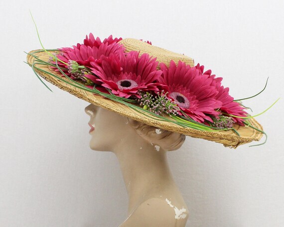 Wide Brim Flower Hat - Vintage 1970s Straw Floral
