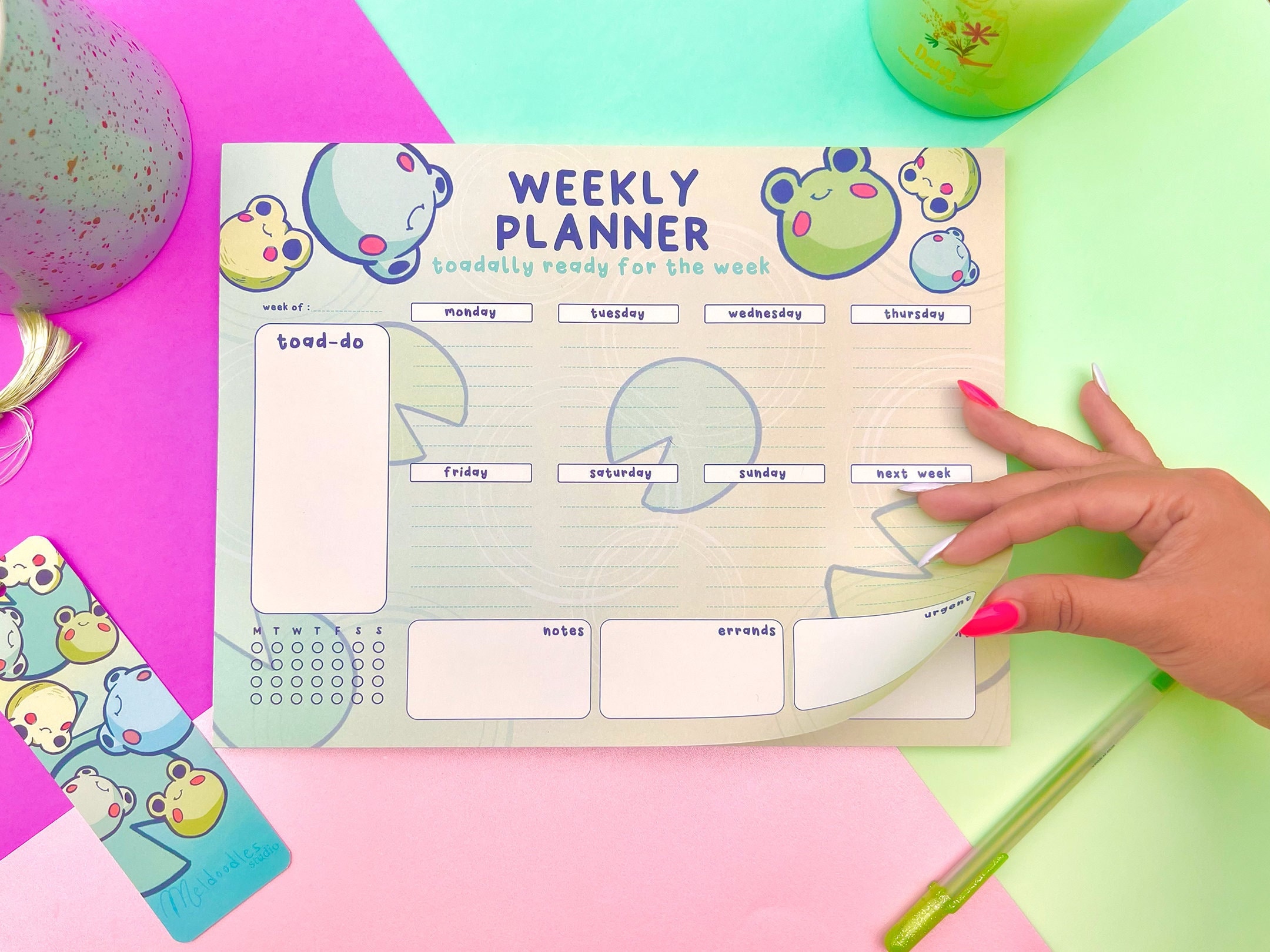 Kawaii Frog Weekly Planner: Cute Productivity Notepad for Organization & To-Do Lists