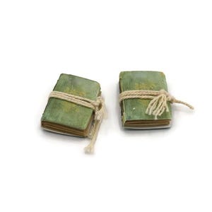 Miniature Journals Handmade Small Scale Tiny Book Dollhouse Notebook Embellishments