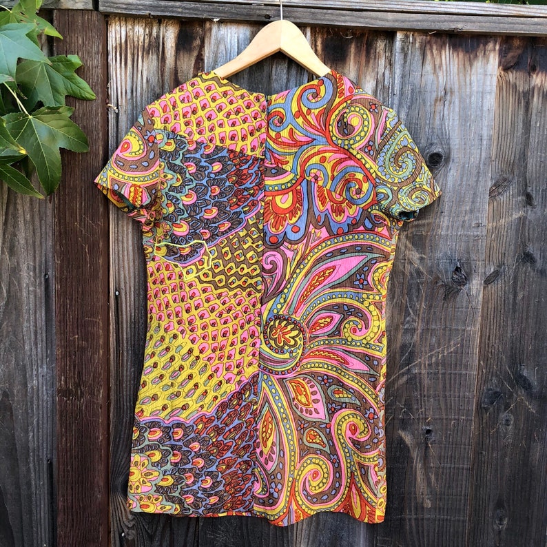 Vintage 1960s Mod Mini Shift Dress