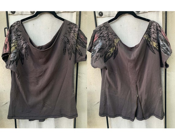 Vintage Inspired Brown Sweatshirt with Feather Sh… - image 2