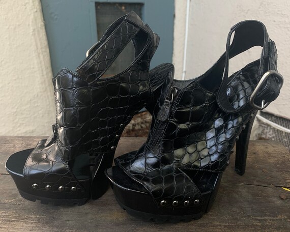 HIGH HEEL 10 CM IN BLACK CROCODILE LEATHER