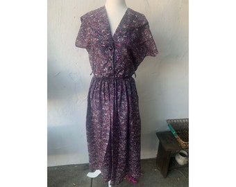 Vintage 1950s Purple Floral Design Dress, S