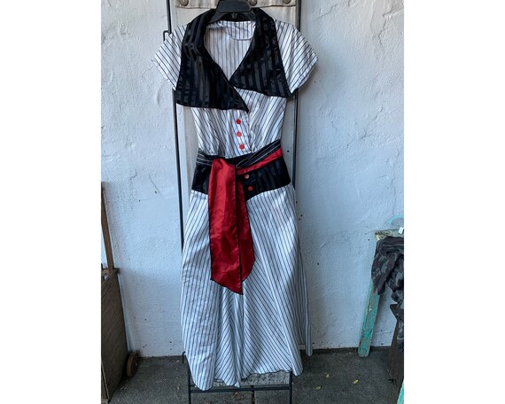 Vintage Inspired Handmade Black and White Striped… - image 4