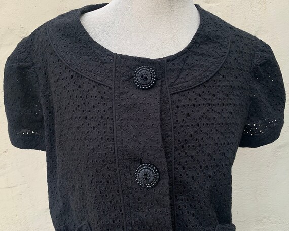 Vintage Inspired 1950s Style Black Eyelet Top wit… - image 5