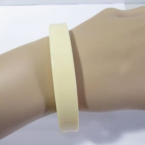 Vanilla Light Cream Beige Bangle Bracelet Chunky Nice Vintage