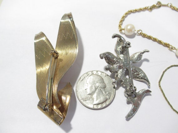 Small Jewelry Lot Two Bracelets Flower Rhinestone… - image 6